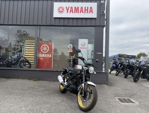 YAMAHA XSR 125 Legacy