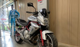 KAWASAKI ER-6