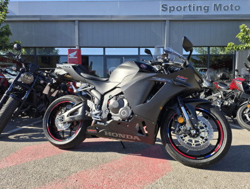 HONDA CBR 600 RR / CBR600RR