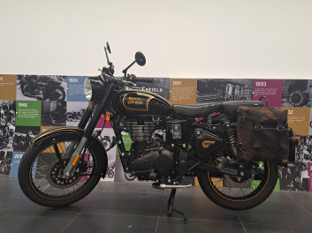 Royal Enfield Classic 500 Tribute Black