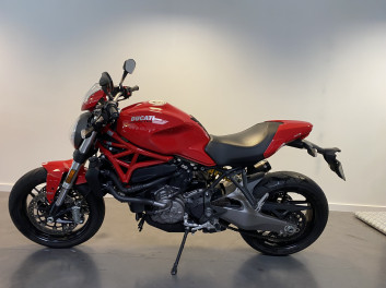 DUCATI MONSTER 821