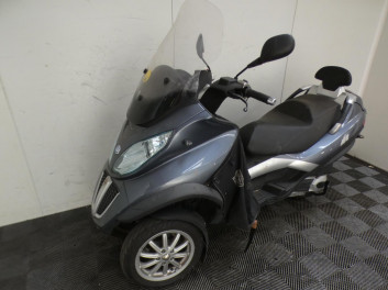 PIAGGIO MP3 300 LT