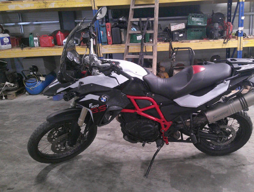 BMW F 800 GS petit choc RIV CG  N°22510
