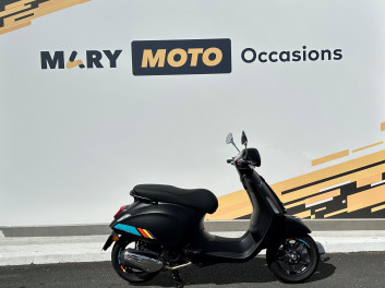 VESPA PRIMAVERA 125