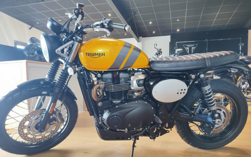TRIUMPH SCRAMBLER 900