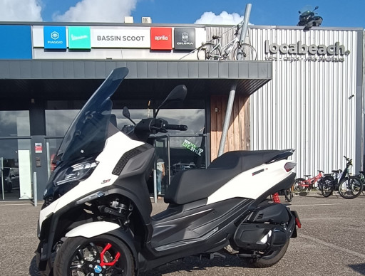 PIAGGIO MP3 400 RST SPORT