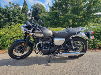 KAWASAKI W 800