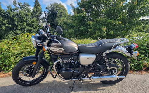 KAWASAKI W 800