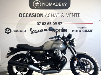 MOTO GUZZI V7 STONE 2023
