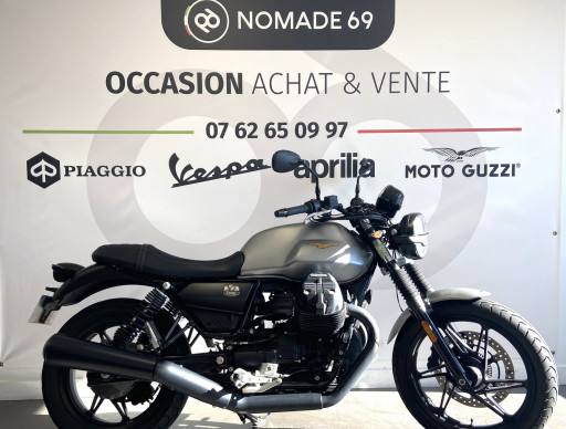 MOTO GUZZI V7 STONE 2023