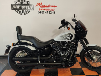 HARLEY-DAVIDSON SOFTAIL STREET BOB 1868