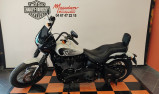 HARLEY-DAVIDSON SOFTAIL STREET BOB 1868