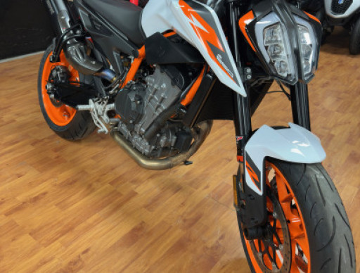 KTM 890 DUKE R
