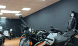 KTM 890 DUKE R