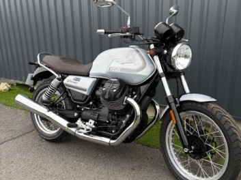 MOTO GUZZI V7 SPECIAL