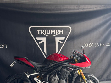 TRIUMPH SPEED TRIPLE 1200 RR