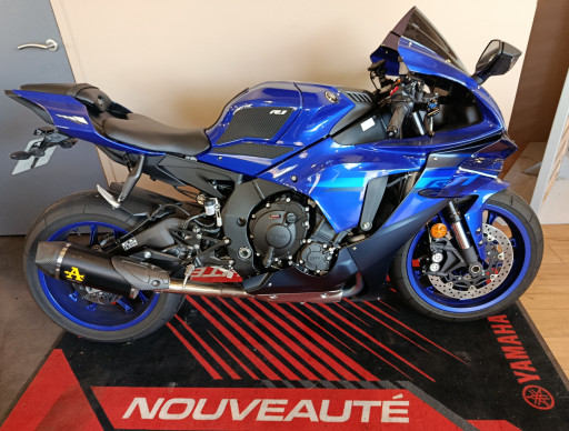 YAMAHA R1 / 1ère main