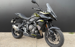 TRIUMPH TIGER SPORT 800