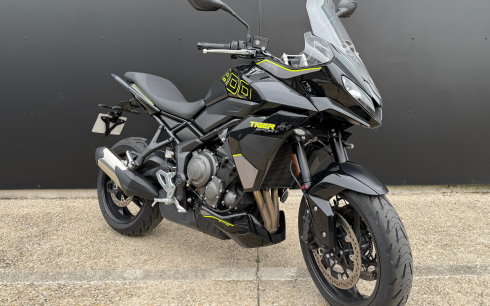 TRIUMPH TIGER SPORT 800