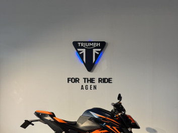 KTM 1290 SUPER DUKE R EVO POUR 212 €/ MOIS TRIUMPH AGEN