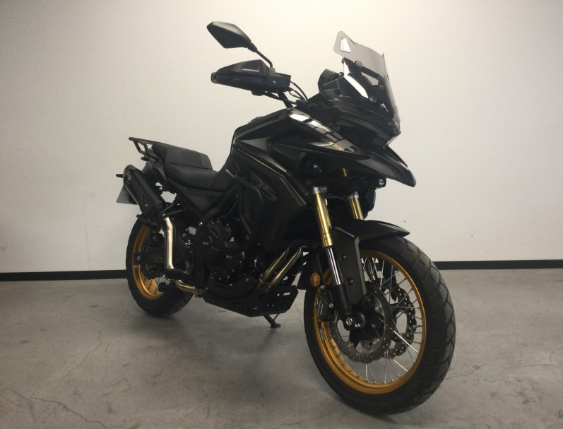 VOGE 525 DSX