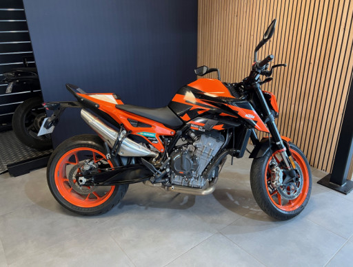 KTM 890 Duke GP