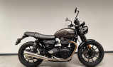 TRIUMPH STREET TWIN  900