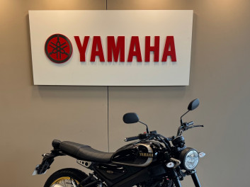 YAMAHA XSR 125 Legacy