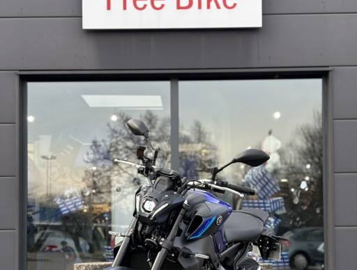 YAMAHA MT-09