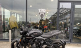 TRIUMPH TRIDENT 660