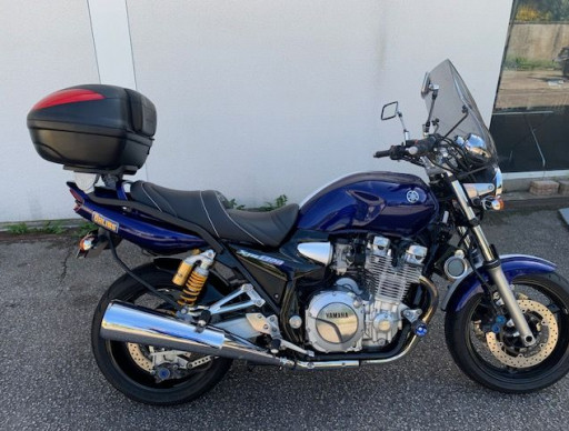 YAMAHA XJR 1300