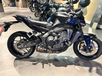 YAMAHA MT-09  Y-AMT