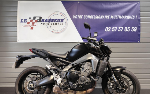YAMAHA MT-09