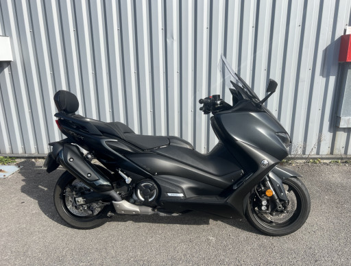 YAMAHA XP T-MAX 560 (A PARTIR DE 131€/MOIS)