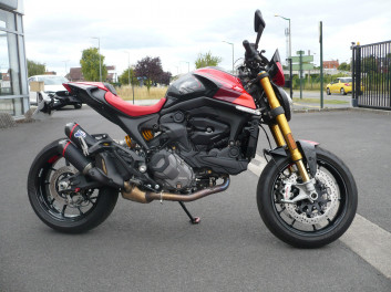 DUCATI MONSTER 937