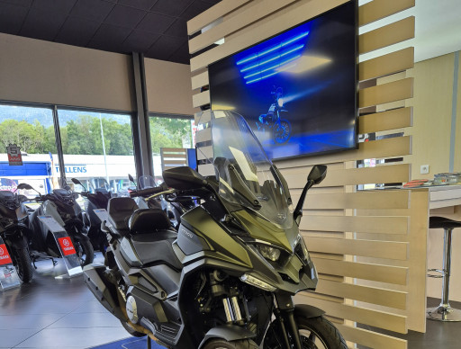 KYMCO CV3 550