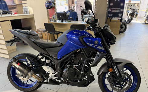 YAMAHA MT-03