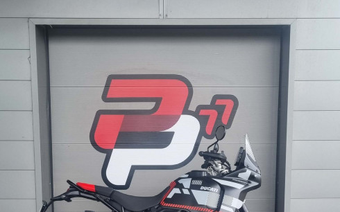 DUCATI DESERT X 