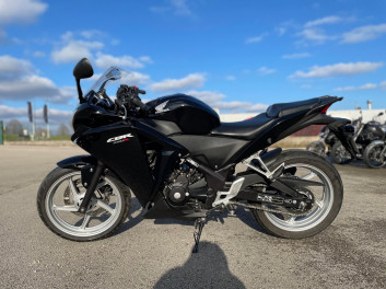 HONDA CBR 250 R