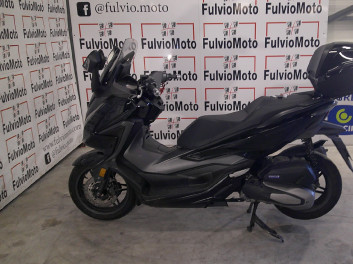 HONDA FORZA 125 ACCIDENTE RSV N°22590