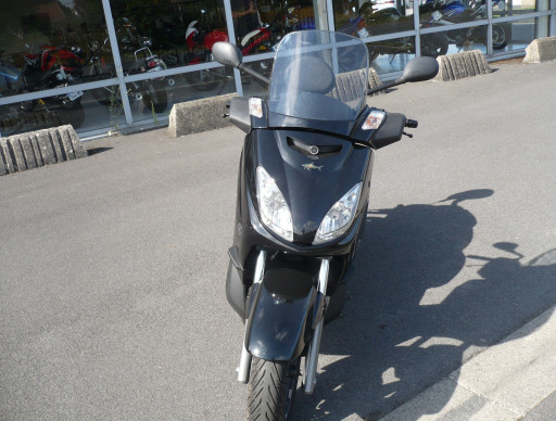 YAMAHA XMAX 125