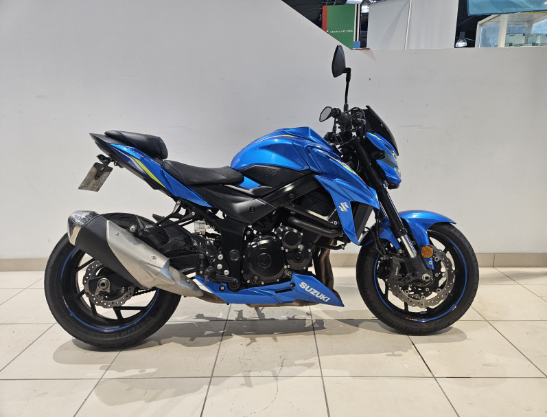 SUZUKI GSX-S 750