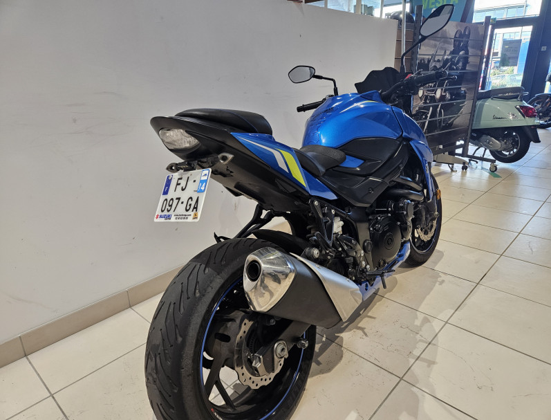 SUZUKI GSX-S 750