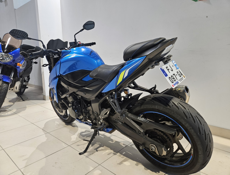 SUZUKI GSX-S 750