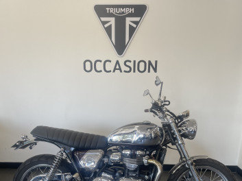 TRIUMPH STREET SCRAMBLER  900