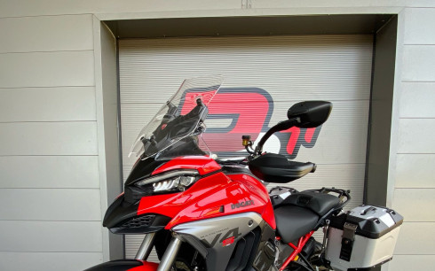 DUCATI MULTISTRADA V4 S adventure travel & radar