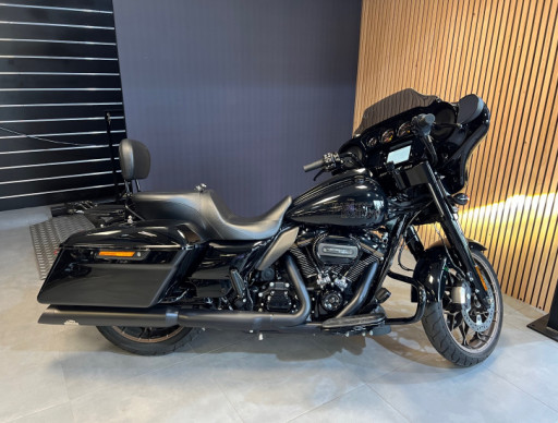 Harley Davidson Street Glide ST 117 1923cc