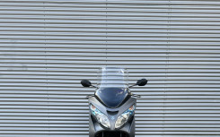 SUZUKI BURGMAN 400 1ERE MAIN 