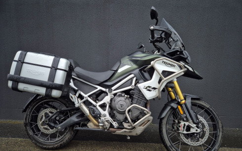 TRIUMPH TIGER 1200 RALLY PRO