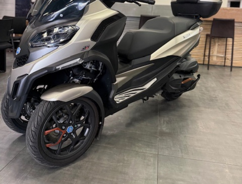 PIAGGIO MP3 530 HPE EXCLUSIVE